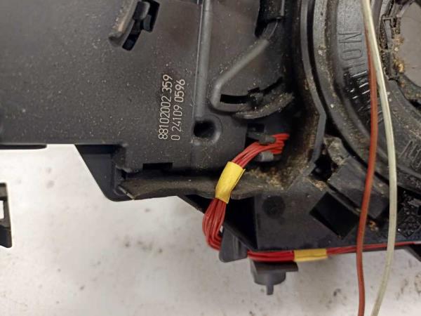 COMMODO RENAULT - Vue 5